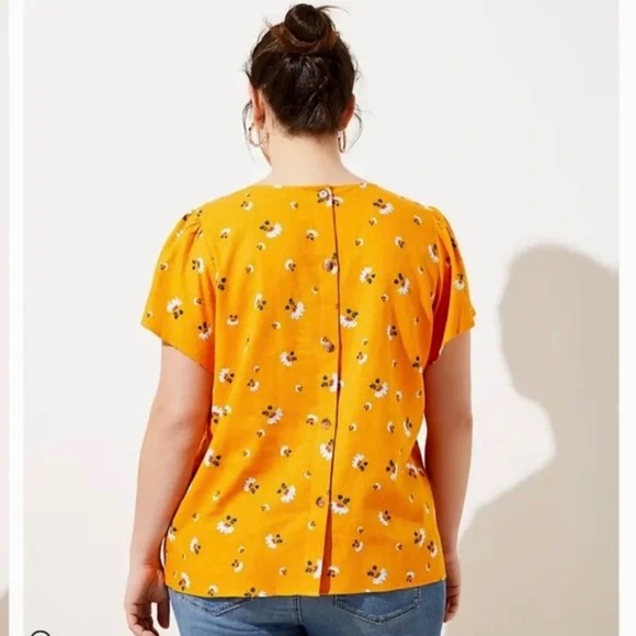 Loft Gold-Orange Top Floral 55% Linen Blend Buttons down Back Flutter Sleeves M - Picture 3 of 8